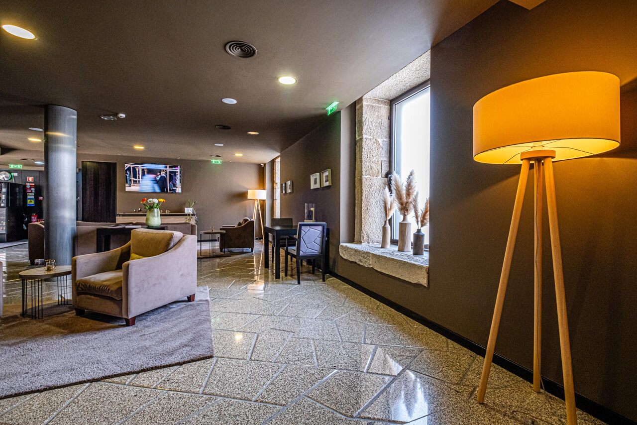 gabriel-dias-property-t6-guarda-portugal-luxury (10)