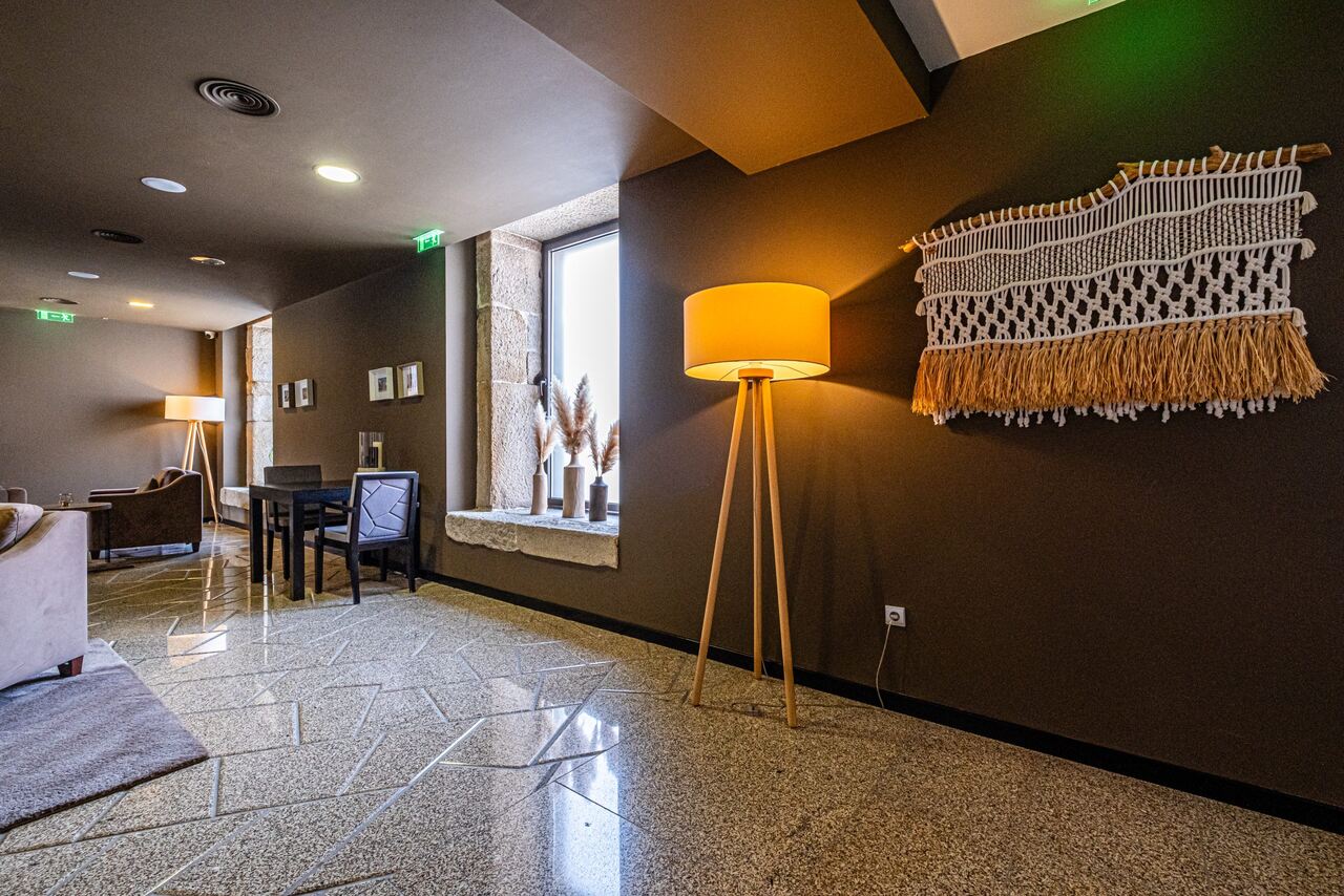 gabriel-dias-property-t6-guarda-portugal-luxury (11)
