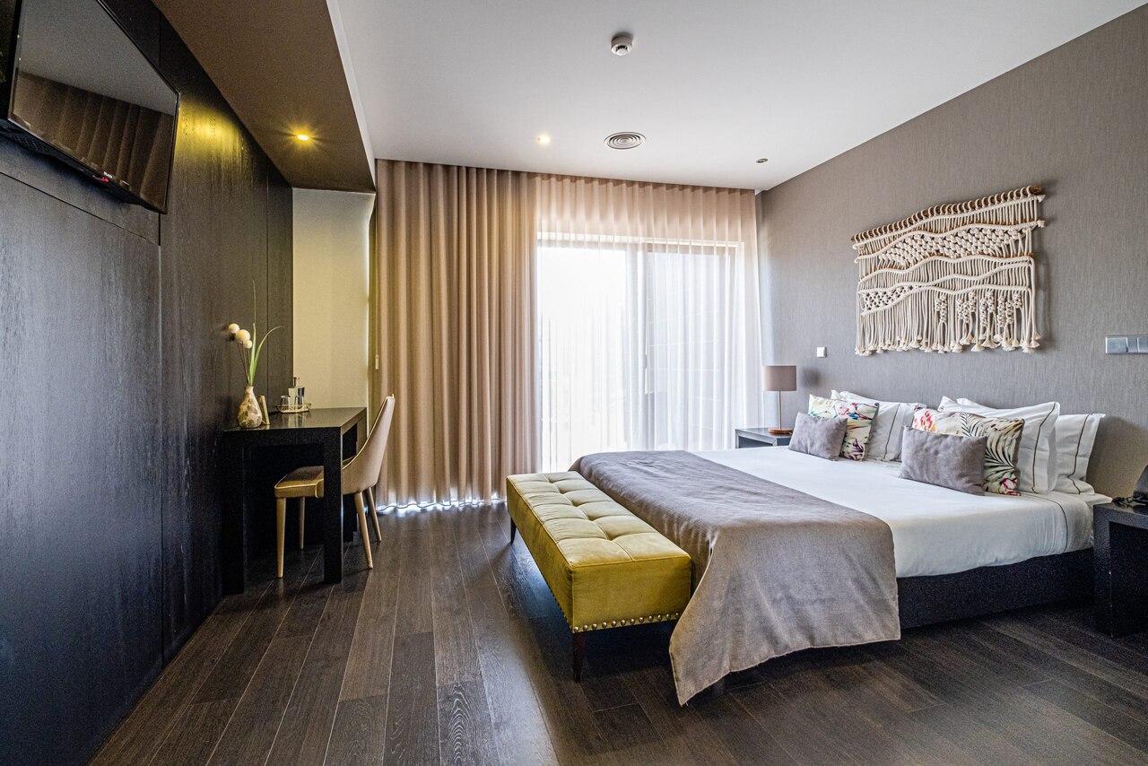 gabriel-dias-property-t6-guarda-portugal-luxury (21)