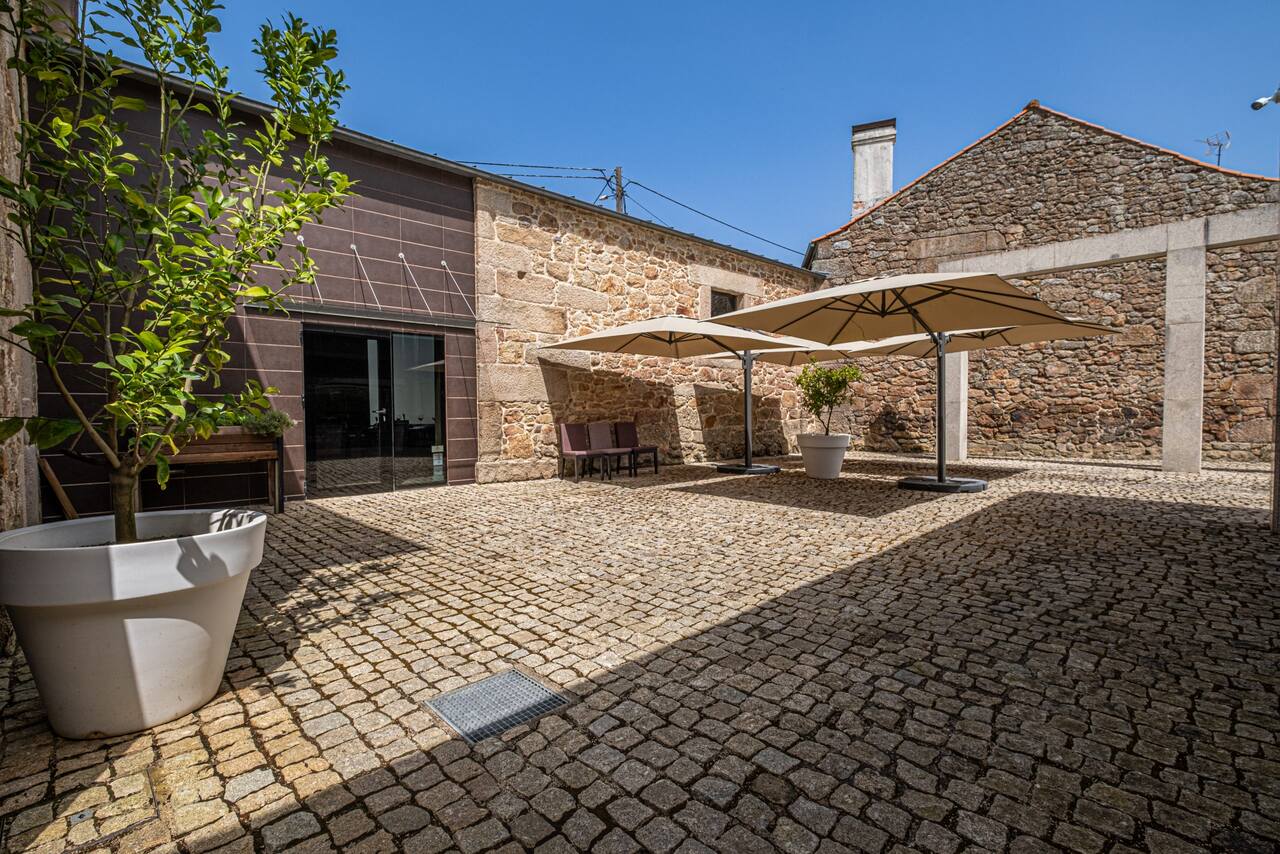 gabriel-dias-property-t6-guarda-portugal-luxury (23)