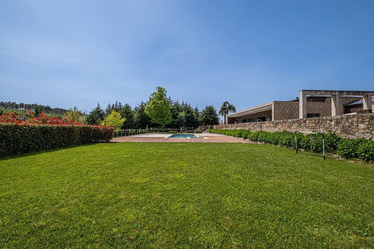 gabriel-dias-property-t6-guarda-portugal-luxury (32)